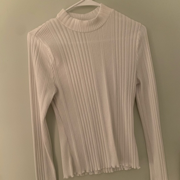 Turtle neck bundle. - Picture 3 of 4